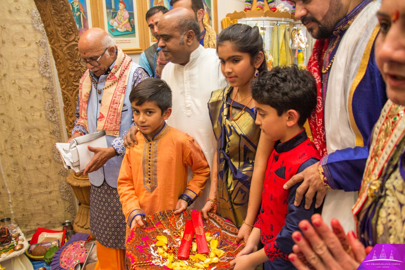 ©1987-2017 SKS Swaminarayan Temple East London